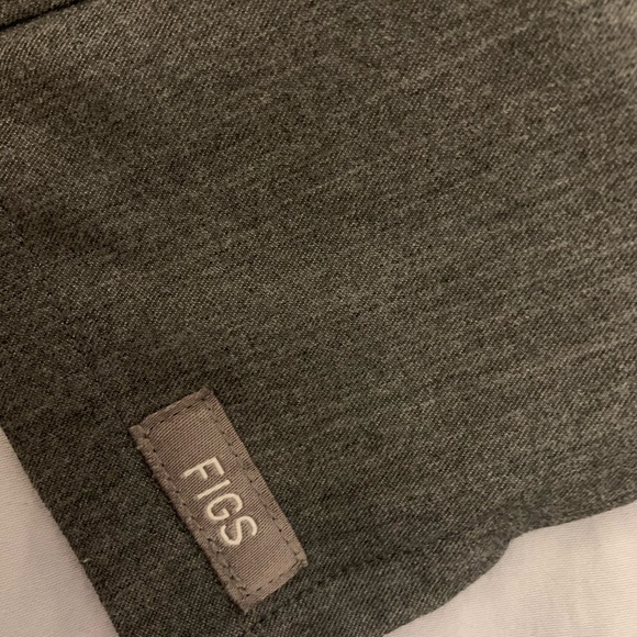 Authentic Figs Scrub Suit Pacora Top - Picture 5 of 7